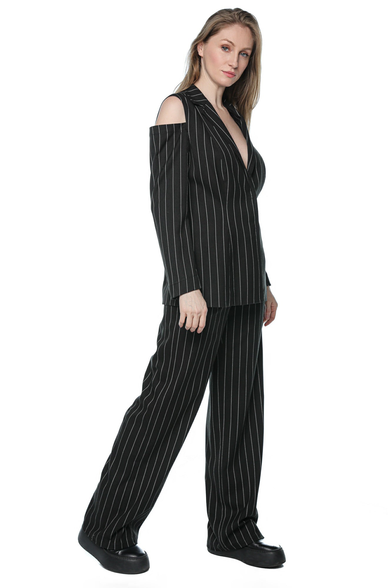 Sacou statement cut-out